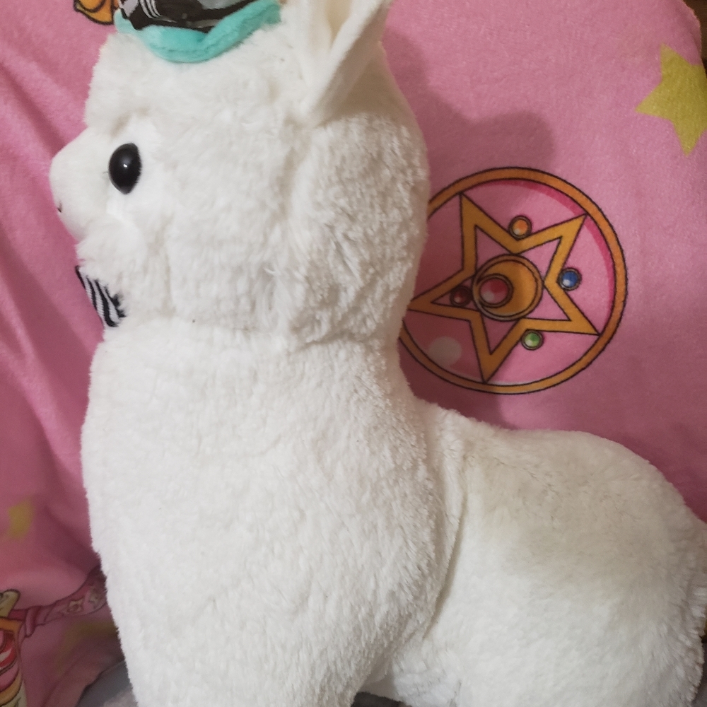 Alpacasso top hat stuffed gentleman alpaca